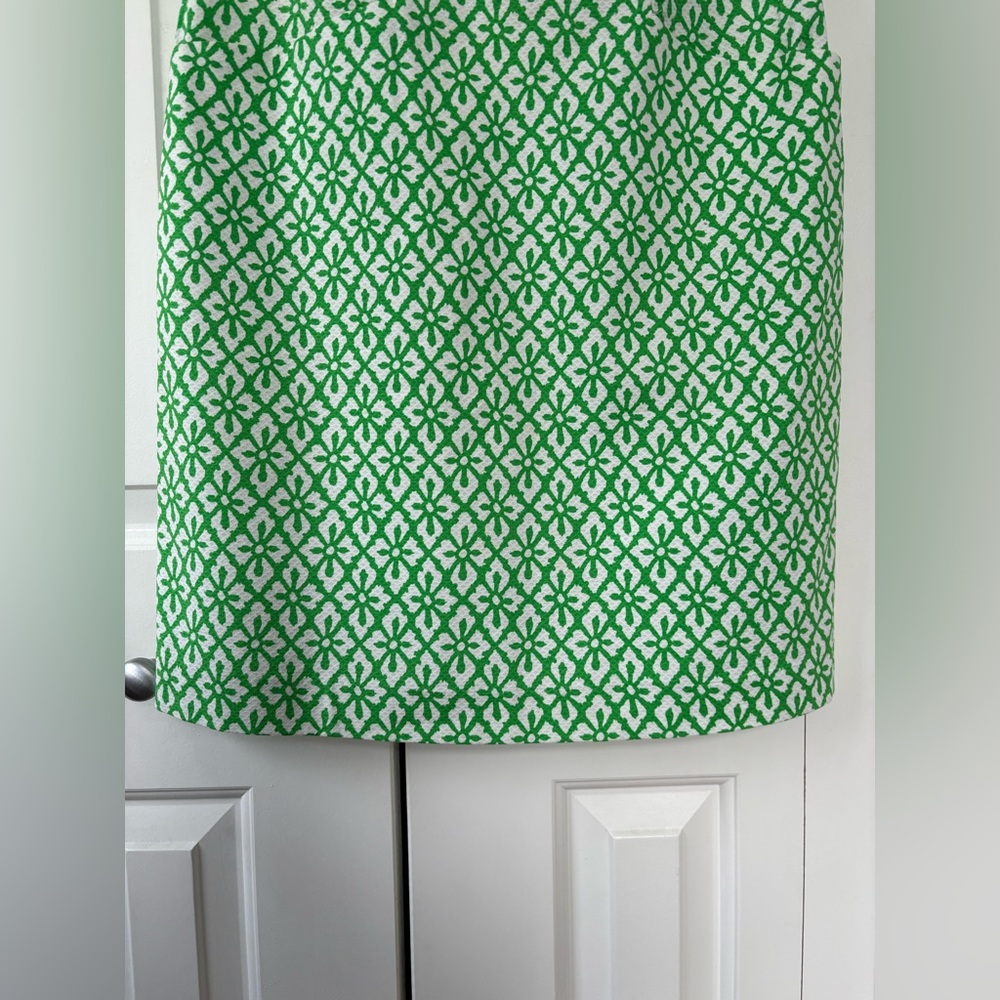 American Living Green & White Geometric Floral Sheath Dress - Size 8 - Picture 7 of 16